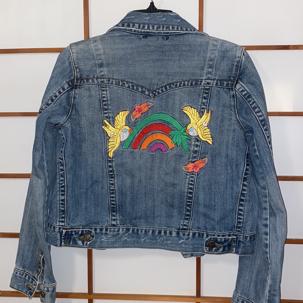 🦜🌈 Embroidered denim jacket